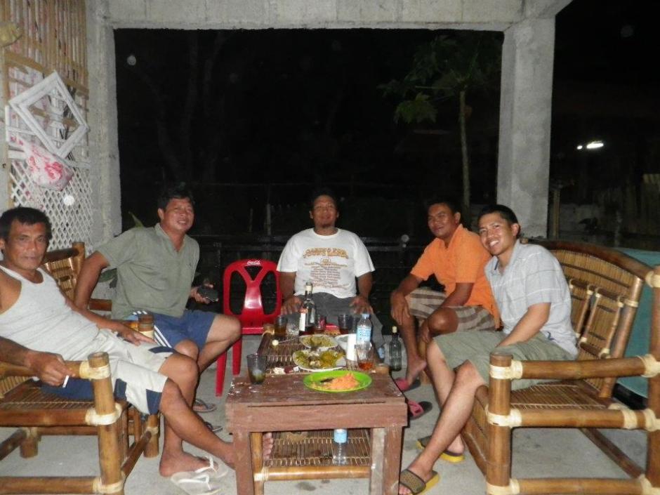 485282_397555403598740_1183957089_n